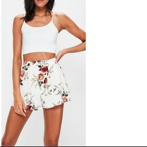 NWT Missguided high waist floral short sz 12